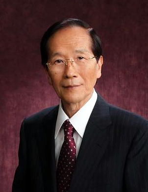 A portrait photograph of Akira Endo (b. 14 November 1933 – d. 5 June 2024). Dr Endo was known for discovering the first statin (HMG-CoA reductase inhibitor), paving the way for statin drug development.